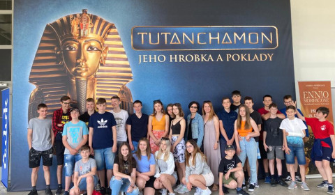 81ee8b29-38f0-41f2-9180-3e60e2785151