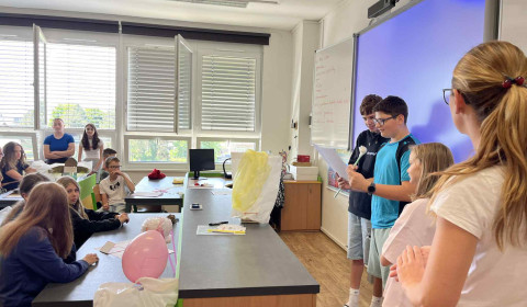 žáci běhe projektového dne