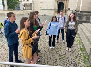 0fa1e048-a774-4dc4-9347-f35cd3639077