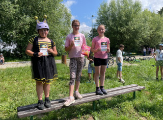 děti na stupních vítězů