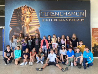 e406712a-ecc8-4c9e-8705-64da33a38f97