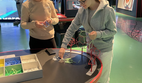 348817652_204732852537948_2154818031003970783_n