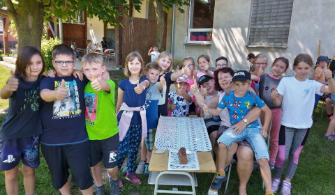 skupinové foto dětí