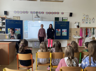 347800228_102003272909857_3222817370338422681_n