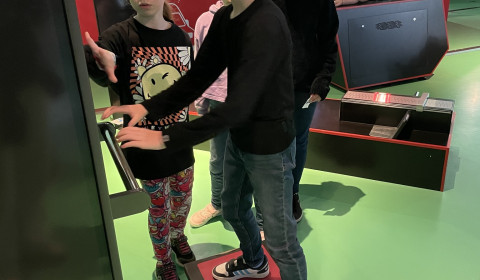 348927782_1072959710329564_7289311881356660305_n